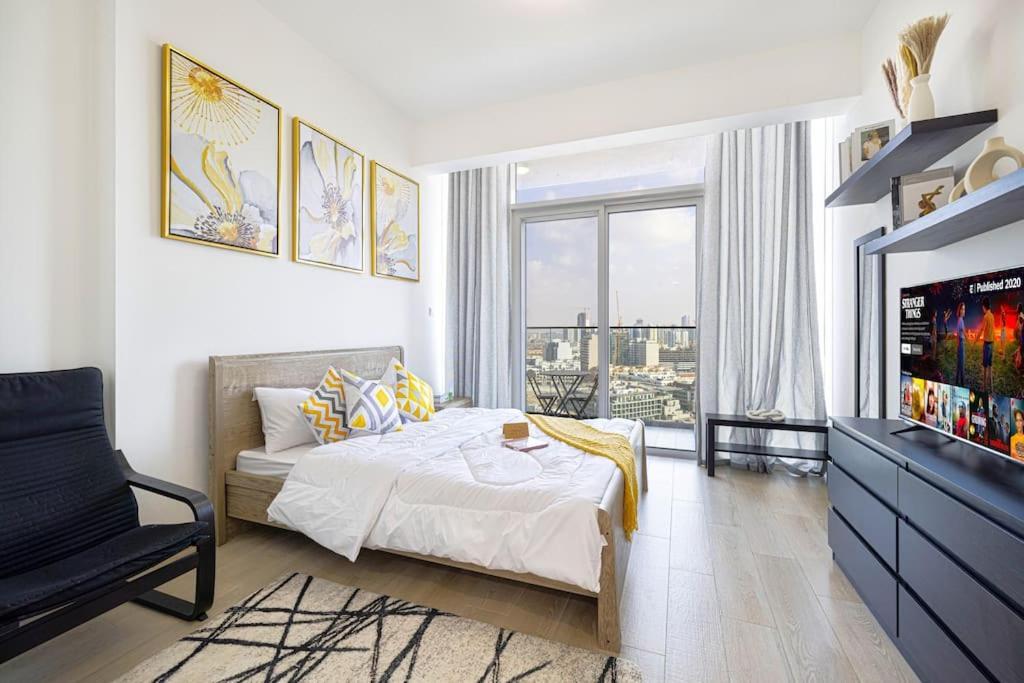Apartment Superbly Well Equipped Pools View 10 Minutes To Marina! *